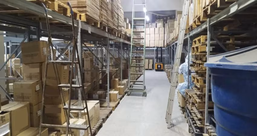 Galpão com 1.122,00m² em Príncipe de Gales - Santo André