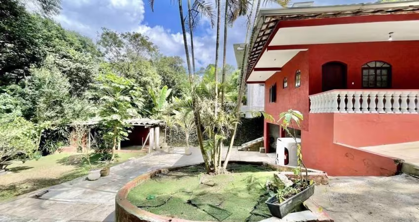 Casa em Condomínio 3d/1ste, TÉRREA, fundos p/ APP