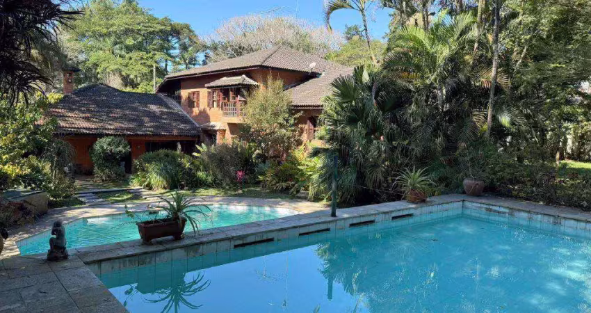 Alugo casa sobrado 2.530m² 5 suítes 10 vagas miolo da granja cotia - sp
