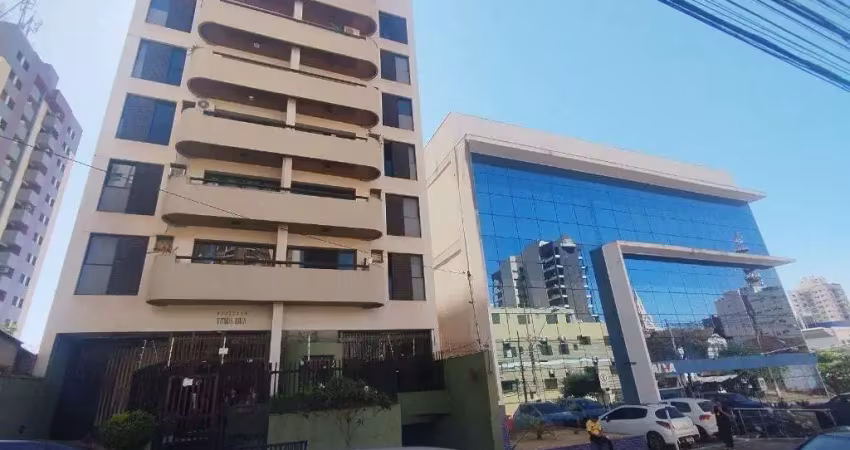 Aluga - apartamento com 01 quarto,  com 57 m² - centro.
