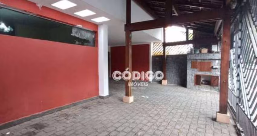 Casa com 3 dormitórios, 1 suíte,  com edícula - para alugar, 170 m² por R$ 12.500/mês - Jardim Maia - Guarulhos/SP