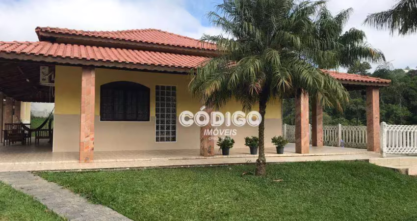 Chácara com 2 dormitórios à venda, 3000 m² por r$ 1.200.000,00 - freguesia da escada - guararema/sp