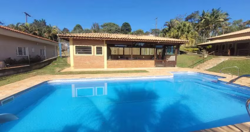 Casa à venda | cachoeira abaixo | piracaia sp | excelente vista | grande área de lazer | 1.610m² |