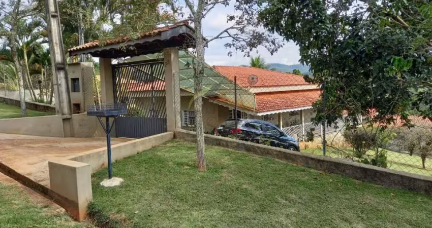 Casa à venda  | 4 quartos | 1 suite | 1 vaga | 975m² | vale do rio cachoeira | piracaia - sp | lind
