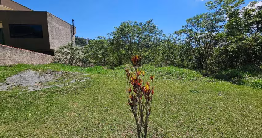 Terreno em condomínio fechado à venda no Olho D'Água, Mairiporã 