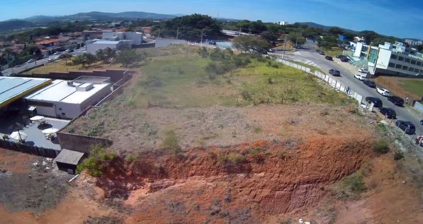 Terreno à venda no Centro, Atibaia 