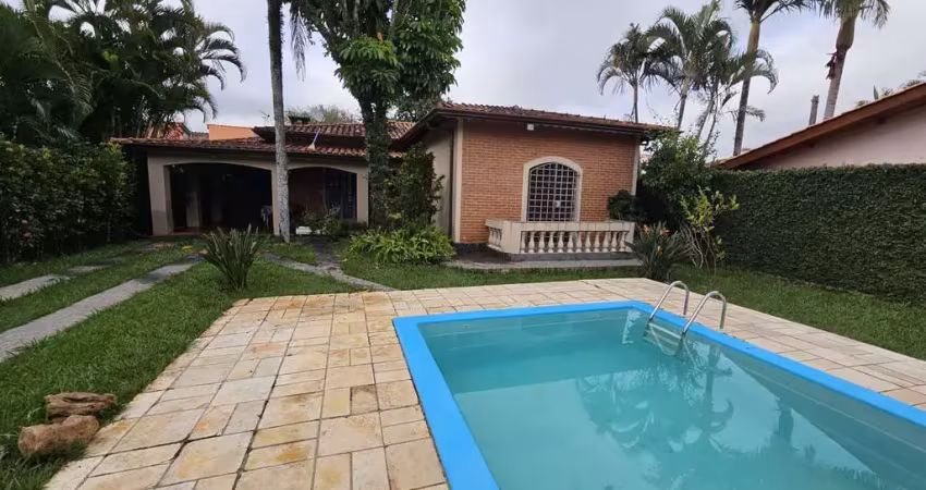 Casa à venda, jardim santos reis, piracaia, sp | casa plana | área gourmet | com piscina