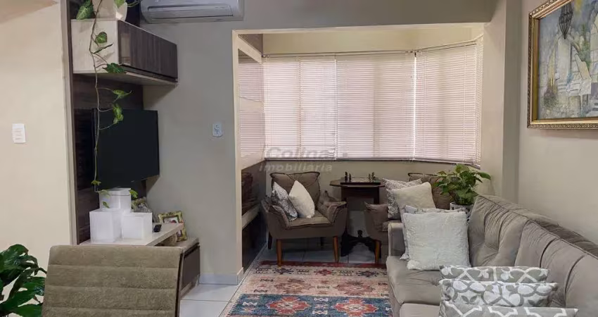 Apartamento no centro de montenegro, em frente ao nacional