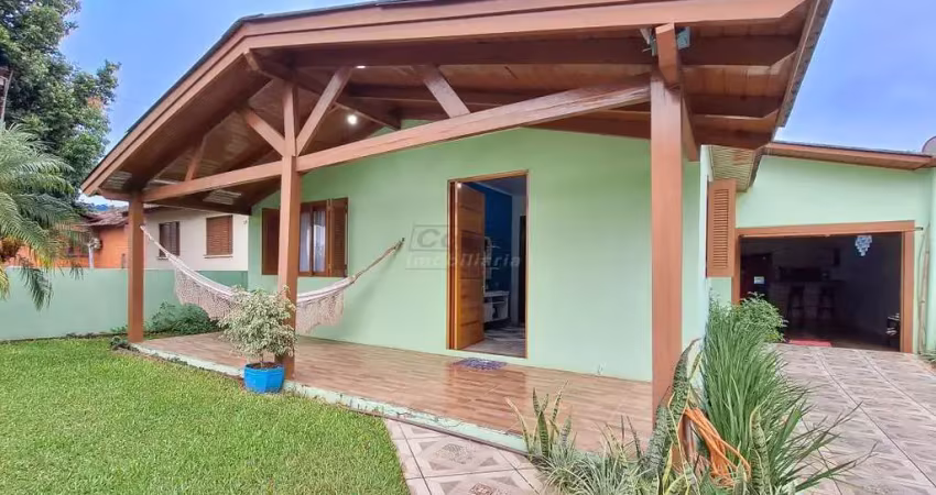 Casa com piscina em capela de santana - 152m² - venda