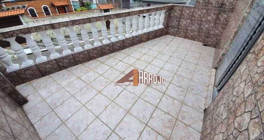 Sobrado 3 Dormitórios no Jardim Popular - R$550 mil