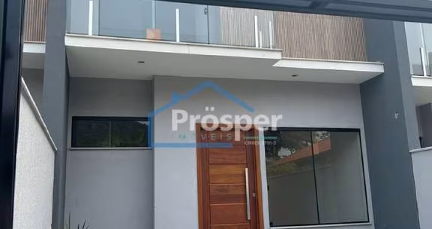 Casa Geminada bairro Saguaçu com 3 quartos sendo 1 suite