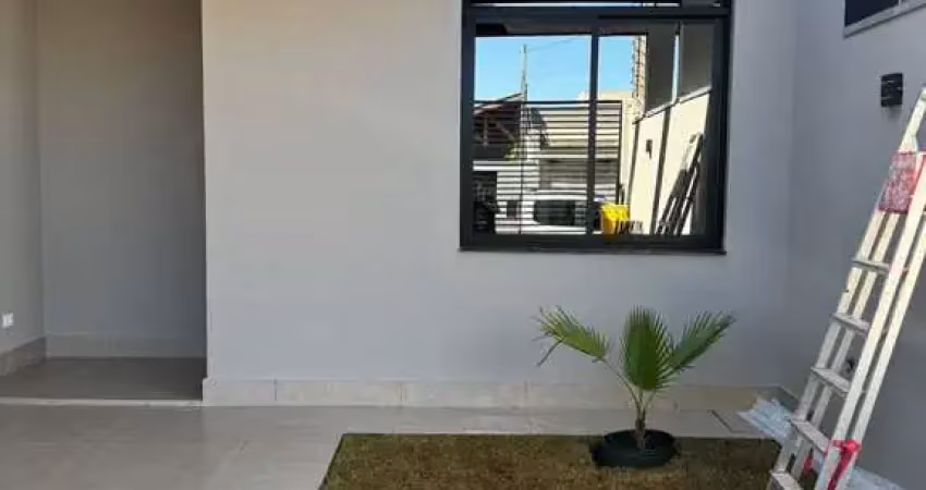 Casa com 3 quartos à venda na Rua Emma Marcelino Peralta, 25, Jardim Montecatini, Londrina