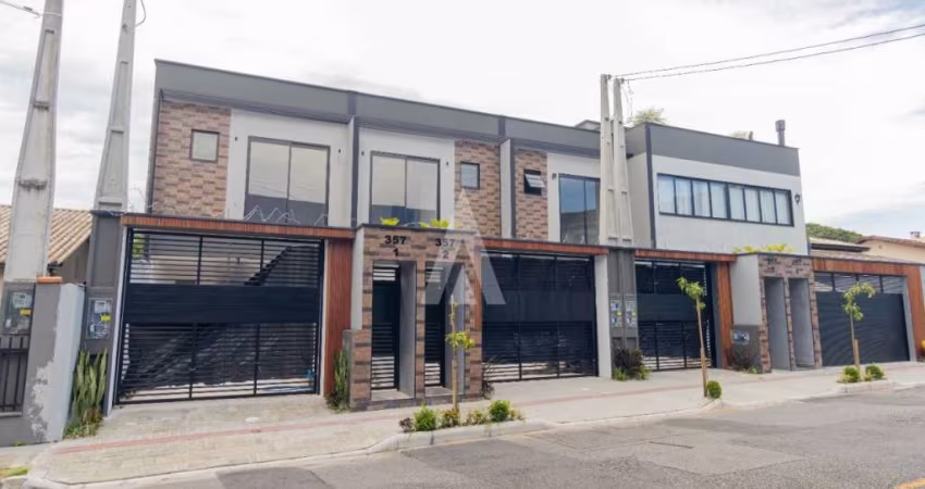 Casa com 3 quartos à venda na Rua Saudades, --, Saguaçu, Joinville