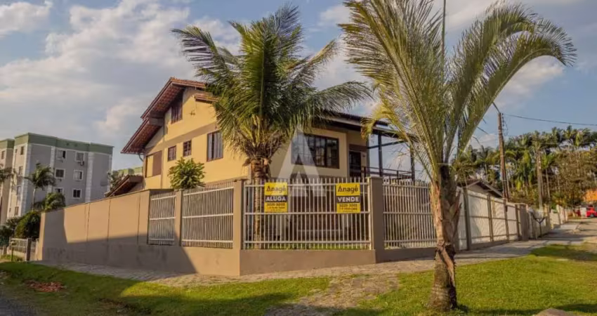 Casa com 4 quartos à venda na Alfredo Rusins, --, Boehmerwald, Joinville