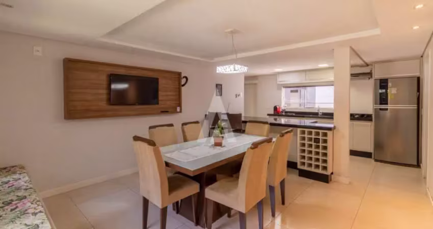 Casa com 3 quartos à venda na Rua Barra Velha, --, Floresta, Joinville