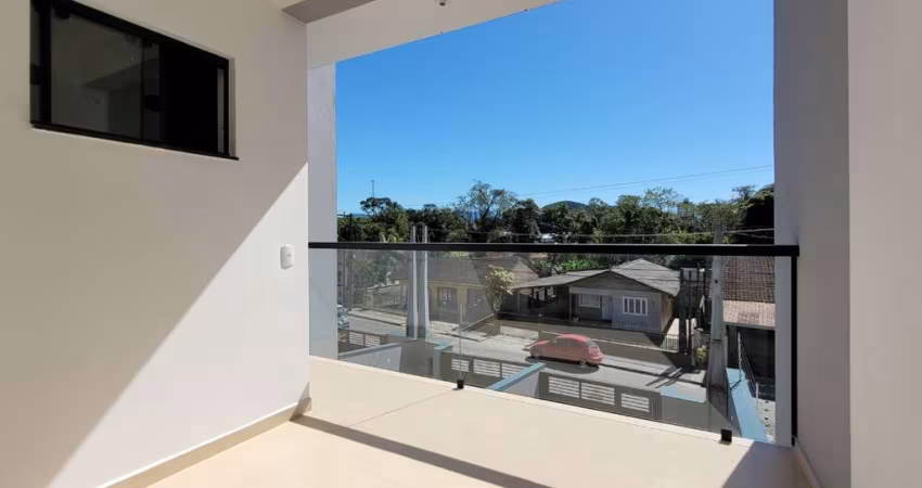 Casa com 3 quartos à venda na Rua Cristóvão Colombo, --, Floresta, Joinville