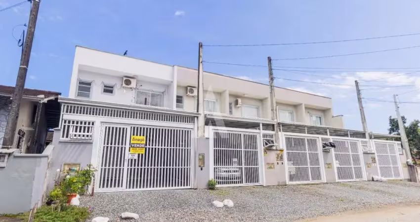 Casa com 2 quartos à venda na Martin Maul, --, Iririú, Joinville