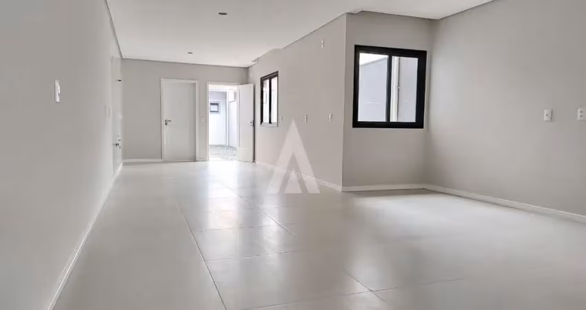 Casa com 3 quartos à venda na Rua Austergilio de Menezes, --, Boa Vista, Joinville