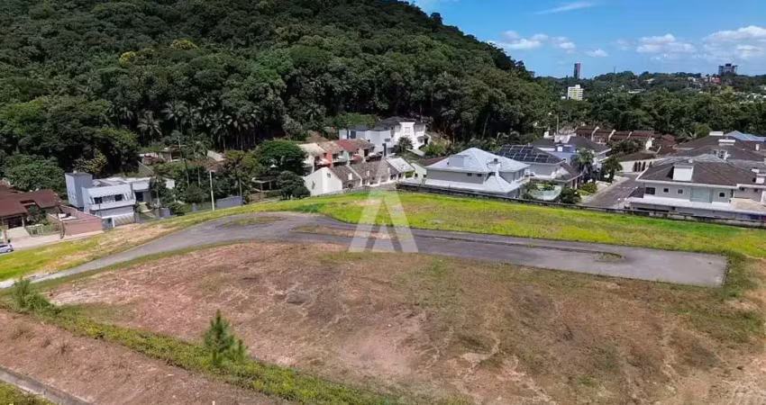 Terreno em condomínio fechado à venda na Rua Alceu Koehntopp, --, América, Joinville