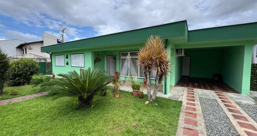 Casa com 4 quartos à venda na Avenida Doutor Nereu Ramos, --, Centro, São Francisco do Sul