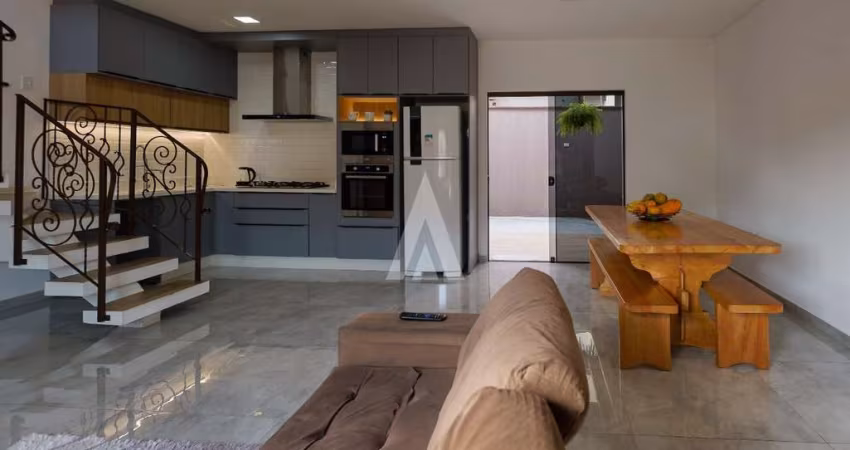Casa com 3 quartos à venda na Rua Afonso Meister, --, Glória, Joinville