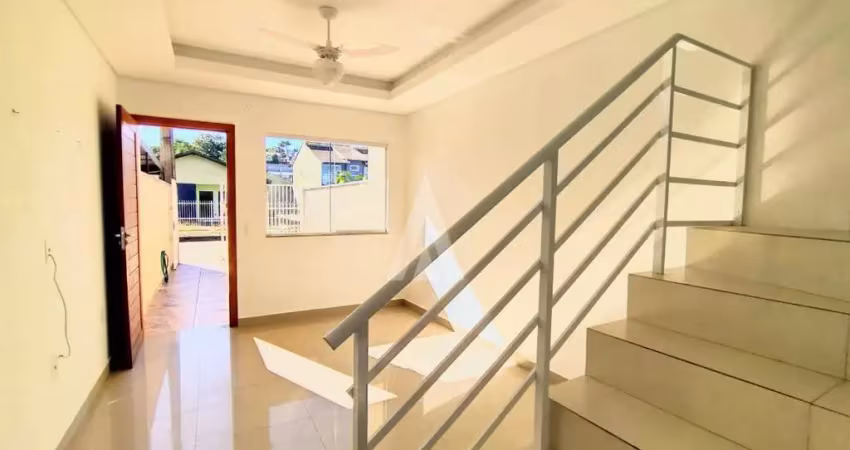 Casa com 2 quartos à venda na Rua Heraclito Lobato, --, Floresta, Joinville