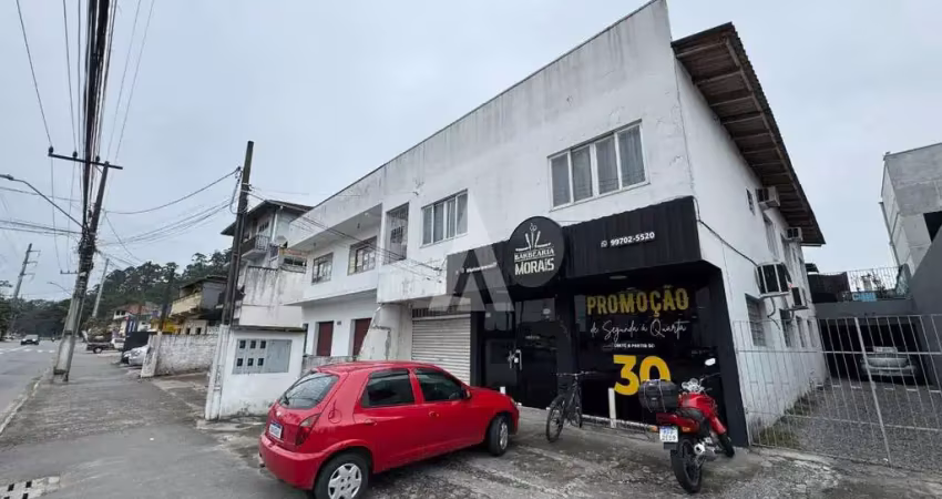 Prédio à venda na Rua Albano Schmidt, --, Boa Vista, Joinville