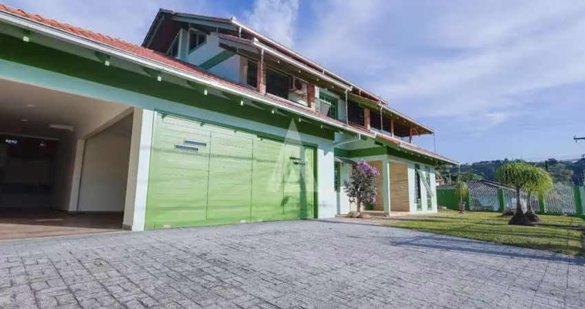 Casa com 3 quartos à venda na Rua José Gerard Rolin Filho, --, Bom Retiro, Joinville