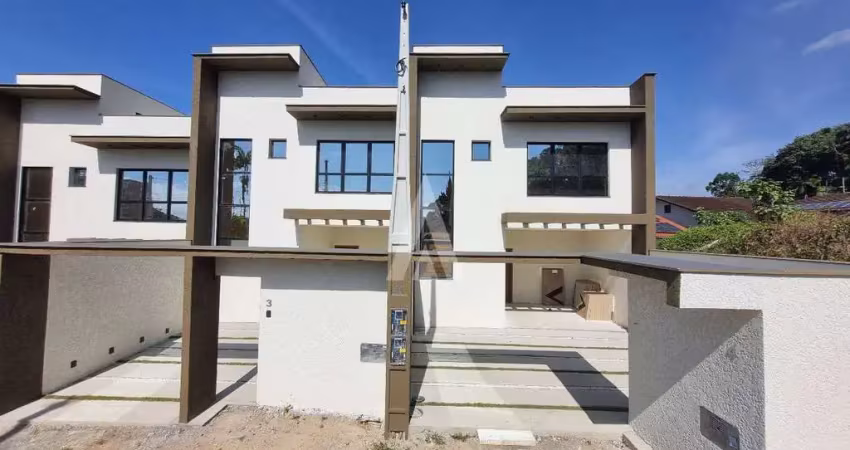 Casa com 3 quartos à venda na Ouvidor, --, Glória, Joinville