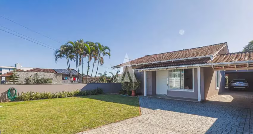Casa com 3 quartos à venda na Rua Rudolf Baumer, --, Vila Nova, Joinville