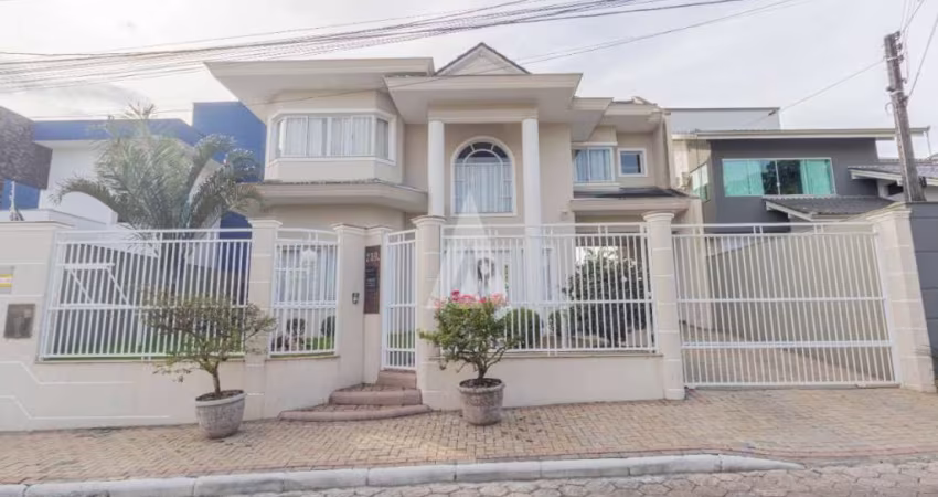 Casa em condomínio fechado com 3 quartos à venda na Rua Alfredo Trauer, --, Glória, Joinville