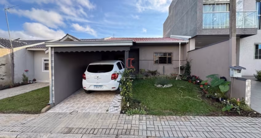 Linda casa com 2 quartos para locacao em condominio fechado na Fazenda Rio Grande perto da Havan