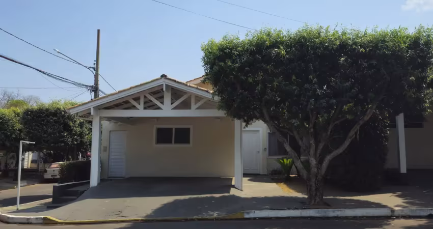Vende - se linda casa de esquina com jacuzzi no condomínio viverde