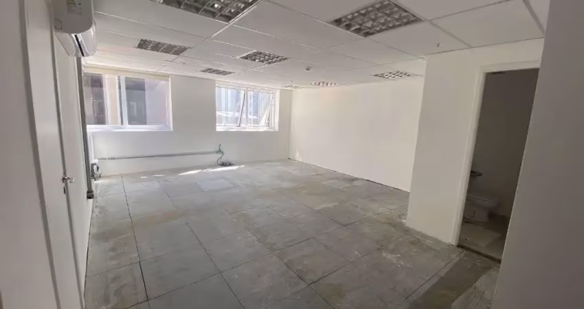 Conjunto comercial para locação, brooklin são paulo - sp, com 3 salas e 3 vagas!