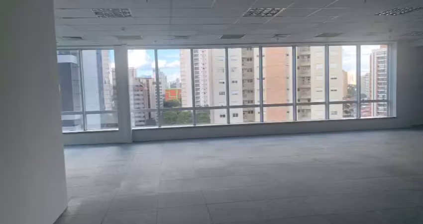 Conjunto comercial na região da berrini. alto padrão