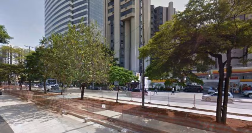Conj Comercial de 140 m² próximo a estações e comércios