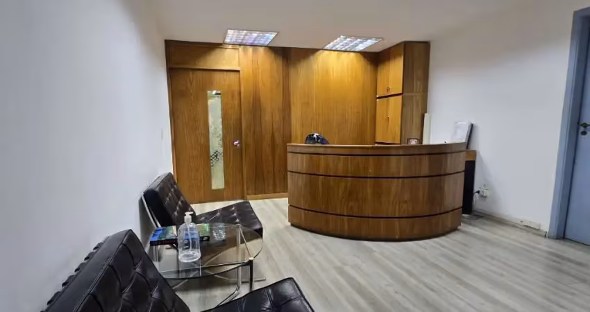 Conjunto de salas comerciais com 3 banheiros para alugar, 150 m²