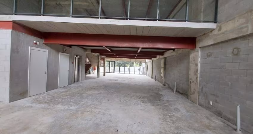 Pinheiros - Prédio Comercial de 932,98m² para locação com 3 pavimento, 3 vagas.