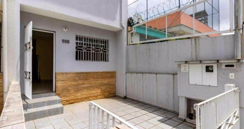 casa com 2 dormitórios, 1 vaga para venda no Campo Belo