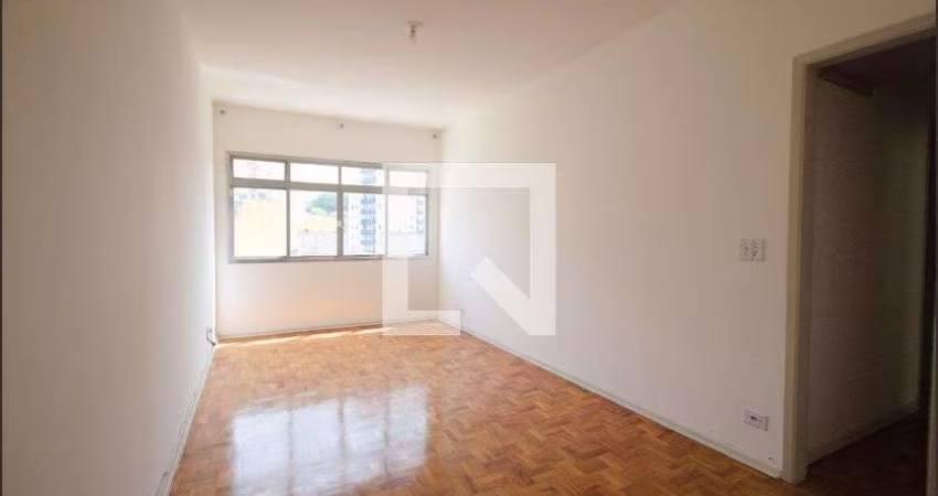 Apartamento à Venda - Liberdade, 3 Quartos,  50 m2