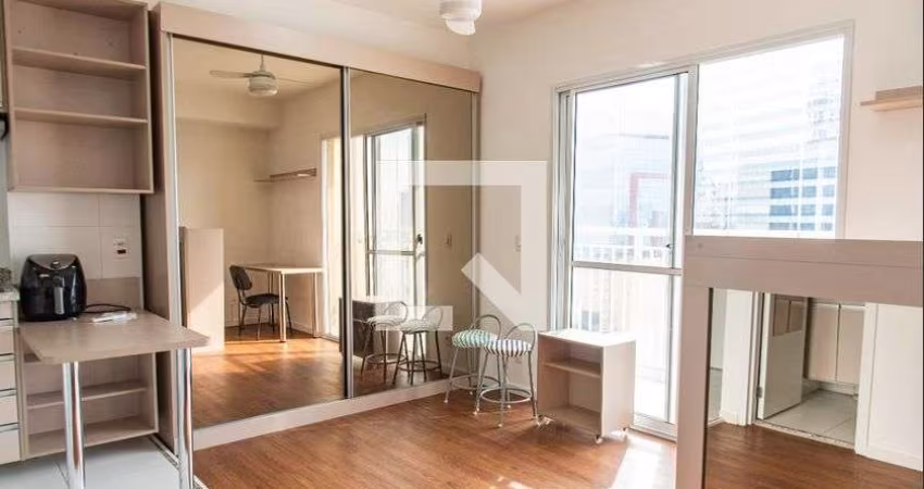 Apartamento à Venda - Liberdade, 1 Quarto,  29 m2