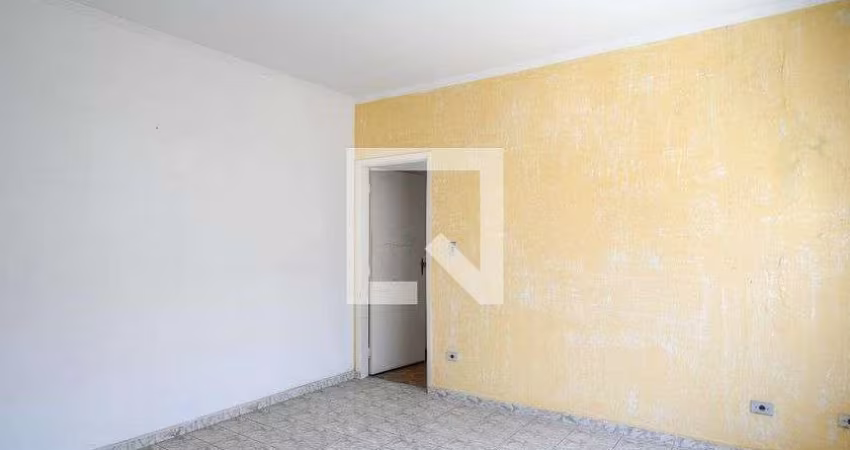 Casa à Venda - Vila Liviero, 1 Quarto,  110 m2