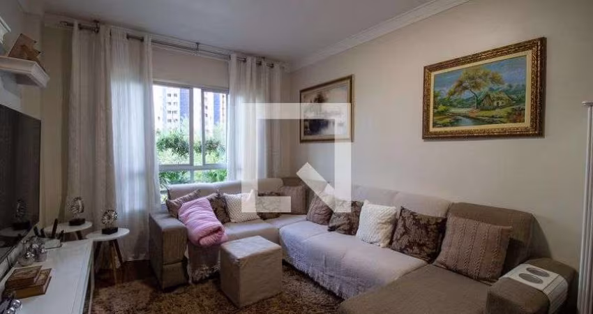 Apartamento à Venda - Jardim Éster Yolanda, 2 Quartos,  75 m2