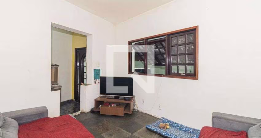 Casa à Venda - Vila Gustavo, 2 Quartos,  130 m2