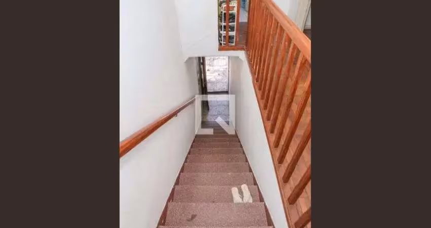 Casa à Venda - Bom Retiro, 2 Quartos,  75 m2