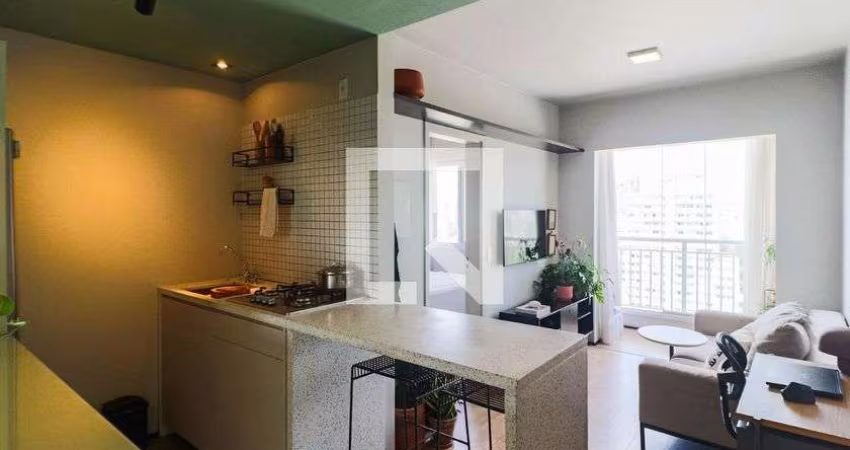 Apartamento à Venda - Liberdade, 1 Quarto,  32 m2
