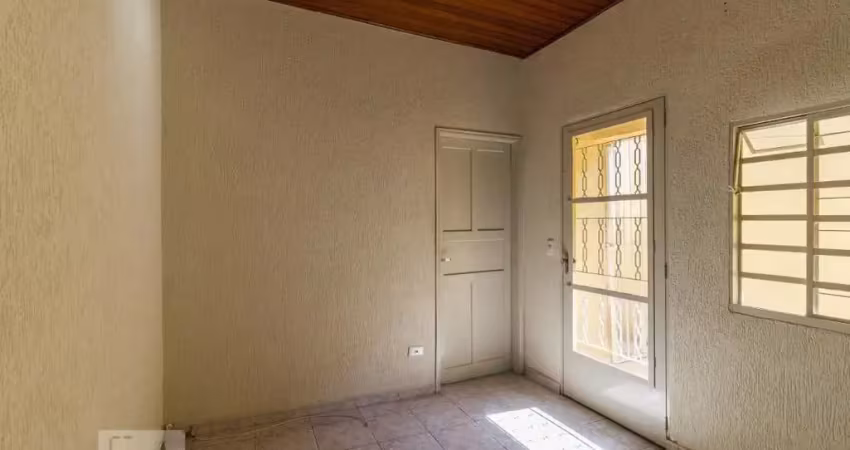 Casa à Venda - Vila Santa Clara, 3 Quartos,  85 m2