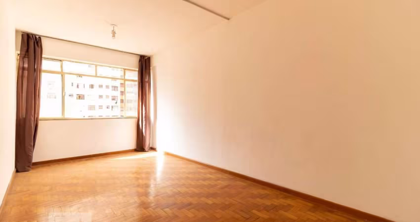 Apartamento à Venda - Liberdade, 1 Quarto,  24 m2