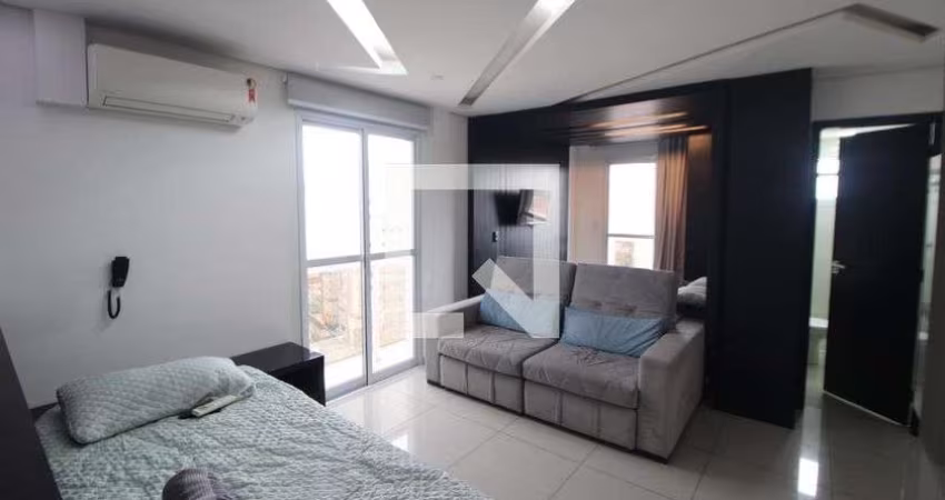 Apartamento à Venda - Água Fria, 1 Quarto,  40 m2