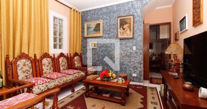 Casa à Venda - Artur Alvim, 2 Quartos,  68 m2